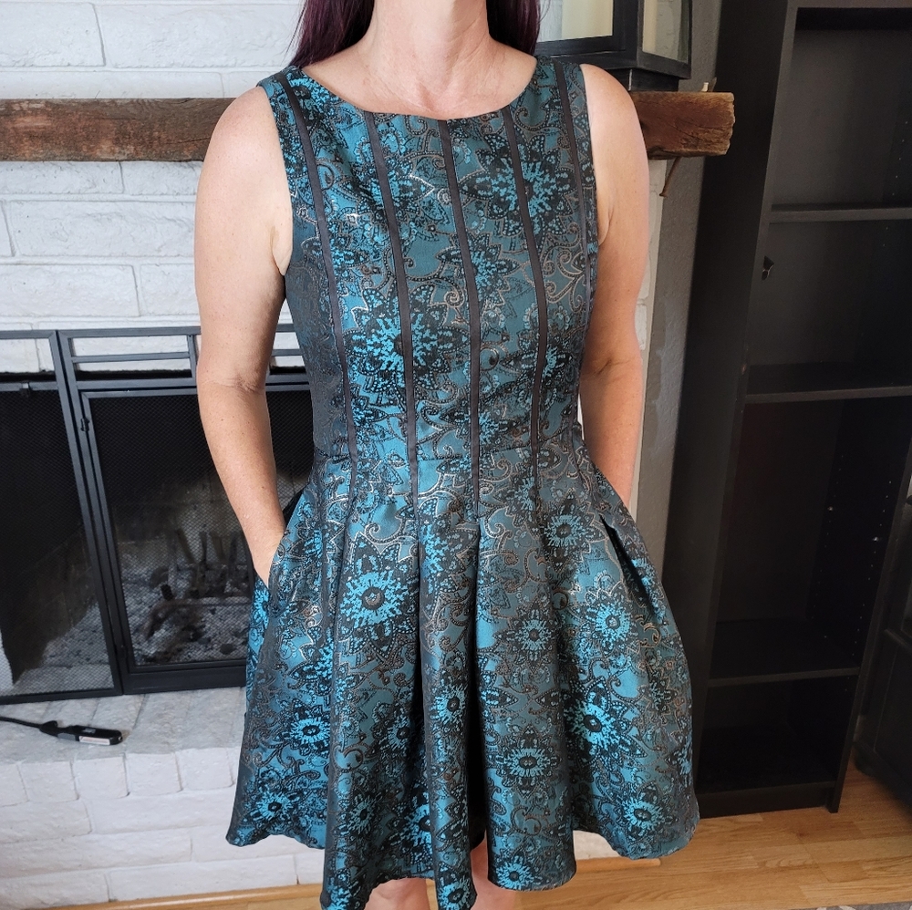 Ivy & Blu Teal Sleeveless Cocktail Dress, Size 12